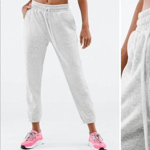 Fabletics go-to sweatpant. Never worn!